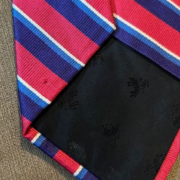 Brooks Brothers Makers Pure Silk Striped Necktie - Red, White, and Blue - Picture 8 of 9